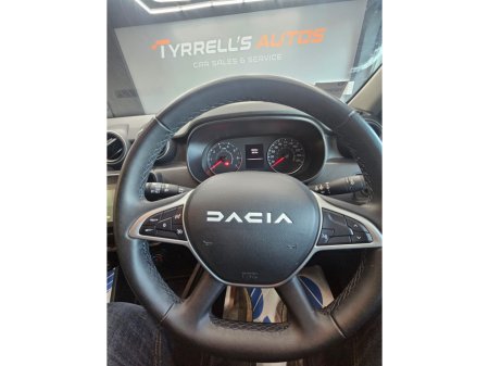 2023 Dacia Duster EXPRESSION BLUE DCI 115 DFULL €19,950 thumbnail