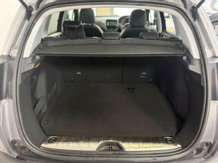 2017 Peugeot 2008 - thumbnail 14