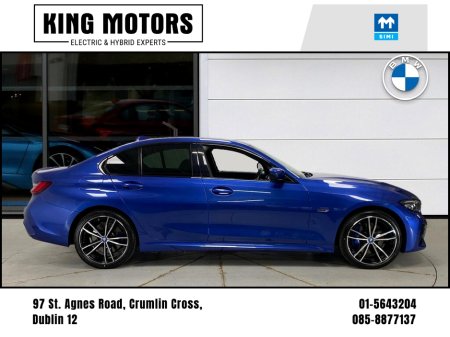 2022 BMW 3 Series 330e / M SPORT AUTO / 12 MONTH NATIOWIDE WARRANTY INCLUDED, 24 MONTH OPTION / PLUG-IN HYBRID / 293 BHP / BLACK LEATHER / NAV / PARK ASSIST / APPLE CARPLAY / * LOW RATE FINANCE PACKAGES AVAILABLE*