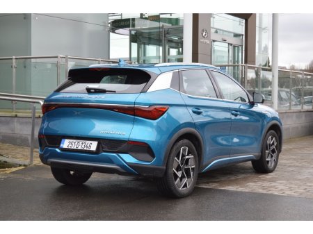 2025 BYD ATTO 3 60kWh 204PS Design . Leather Roof €35,995 thumbnail