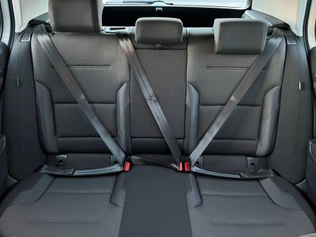 2015 Volkswagen Golf R-LINE PACK 1.2 TSI // FULL SERVICE HISTORY // REVERSE CAMERA // ADAPTIVE CRUISE CONTROL €14,750 thumbnail