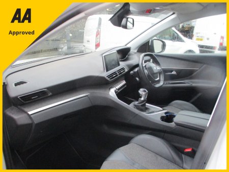 2020 Peugeot 3008 ALLURE 1.5 BLUE HDI HIGH SEATING POSITION FULLY SERVICED AND READY TO GO €22,500 thumbnail