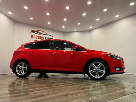 2015 Ford Focus 1.5 TDCI ZETEC 120PS 5DR €7,950 thumbnail