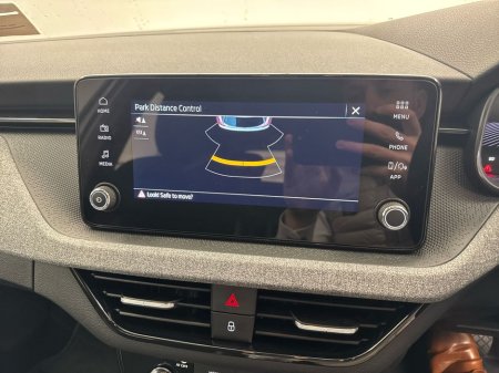 2025 Skoda Kamiq 1.0TSI SEL AUTO *PRICE DROP* €60 PER WEEK ON PCP €31,995 thumbnail