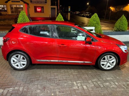 2021 Renault Clio 1.0 100 Dynamique TCE €14,990 thumbnail