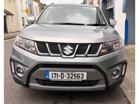 2017 Suzuki Vitara - thumbnail 2