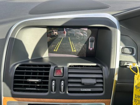 2017 Volvo XC60 - thumbnail 20