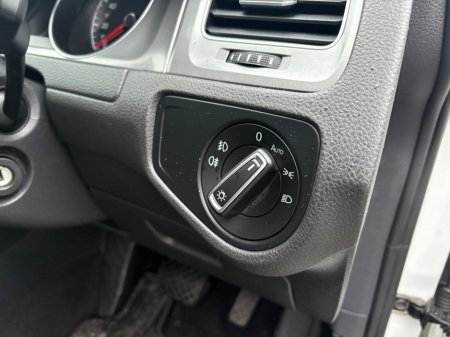 2015 Volkswagen Golf  €13,490 thumbnail