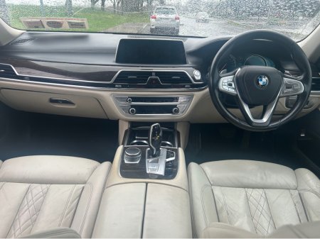 2016 BMW 7 Series 730D 4DR AUTO €17,900 thumbnail