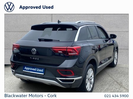 2024 Volkswagen T-Roc 2.0TDI 116BHP STYLE WITH REARVIEW CAMERA €34,995 thumbnail