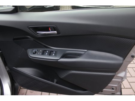 2018 Toyota C-HR - thumbnail 10