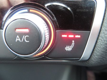 2018 Audi A3 1.4 TFSi S-Line Auto / Low Kilometers / €22,950 thumbnail