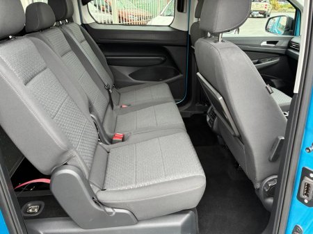 2025 Ford Tourneo Connect Titanium Freedom Wheelchair Accessible Taxi €61,750 thumbnail