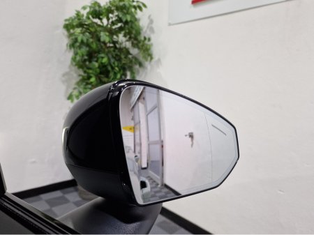 2024 Volvo EX30 - thumbnail 37