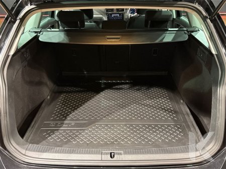 2019 Volkswagen Golf - thumbnail 20