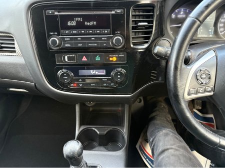 2015 Mitsubishi Outlander 4WD COMMERCIAL 4DR thumbnail