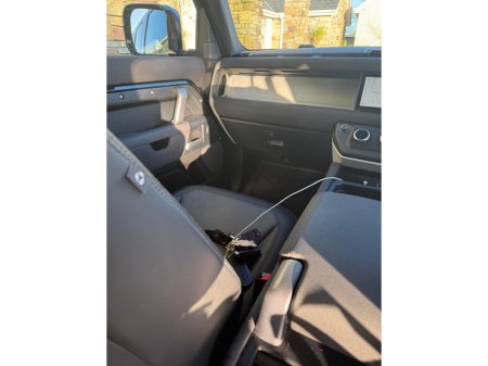 2022 Land Rover Defender - thumbnail 8