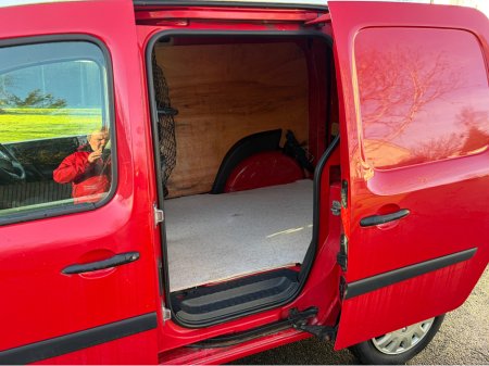 2020 Renault Kangoo ML19 BUSINESS ENERGY DCI €8,250 thumbnail