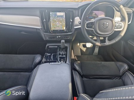 2021 Volvo V90 - thumbnail 4