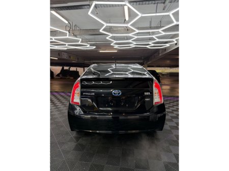 2012 Toyota Prius - thumbnail 5