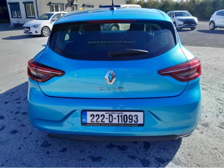 2022 Renault Clio - thumbnail 7