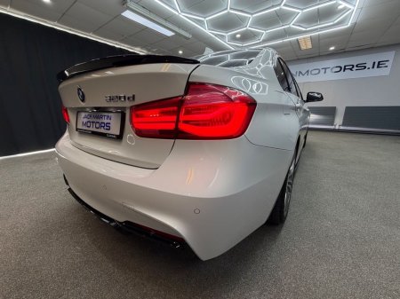 2016 BMW 3 Series - thumbnail 15