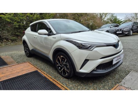 2019 Toyota C-HR Luna Sport Hybrid €19,950 thumbnail