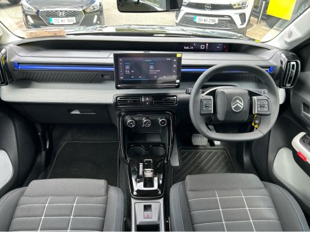 2026 Citroen C3 Plus Hybrid 48V 110 thumbnail