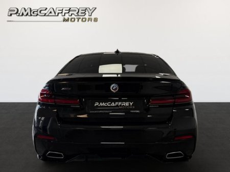 2022 BMW 5 Series - photo 6