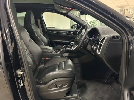 2023 Porsche Cayenne - thumbnail 30