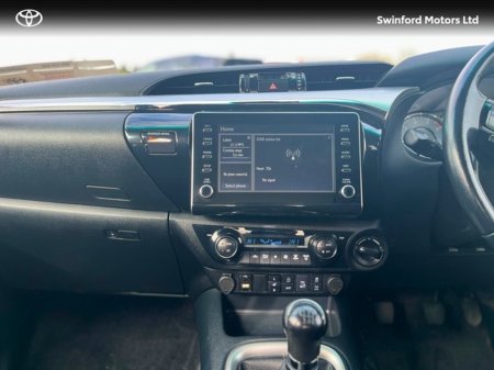 2023 Toyota Hilux - thumbnail 9