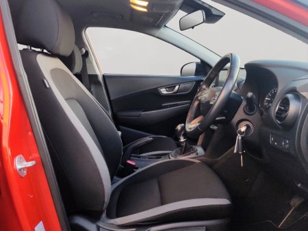 2018 Hyundai Kona 1.0 T-GDI Executive €14,950 thumbnail