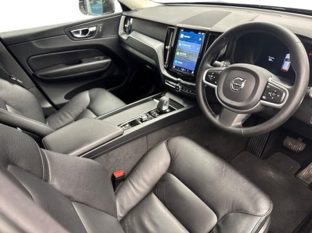 2022 Volvo XC60 - thumbnail 6