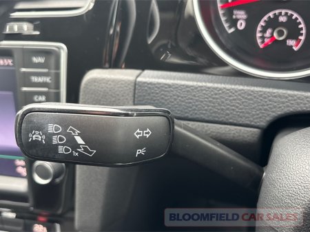 2014 Volkswagen Golf 1.4 HIGHLINE , AUTO // LOW MILEAGE €12,950 thumbnail