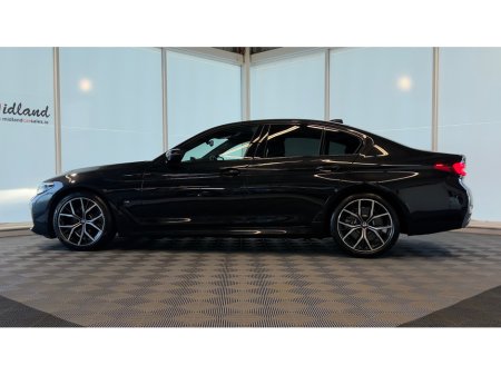 2020 BMW 5 Series M SPORT MHEV AUTO 520 D €32,800 thumbnail