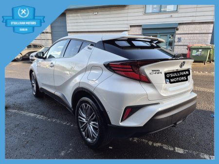 2022 Toyota C-HR / 2022 / 1.8 HYBRID / AUTOMATIC €19,999 thumbnail