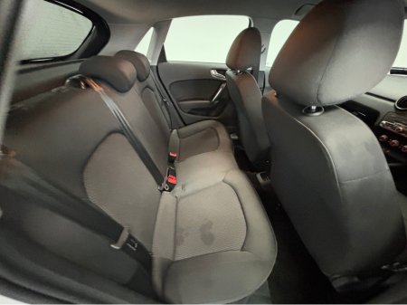 2013 Audi A1 - thumbnail 8