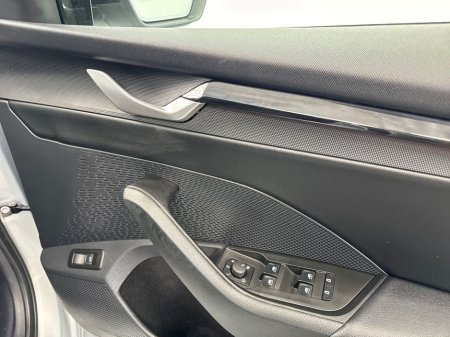 2025 Skoda Octavia - thumbnail 11