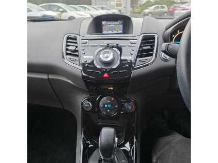 2016 Ford Fiesta 1.25 82PS Titanium €10,450 thumbnail