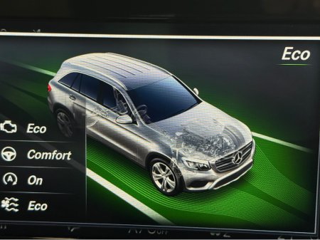 2017 Mercedes-Benz GLC Class 220 D 4MATIC 5DR AUTO €26,950 thumbnail