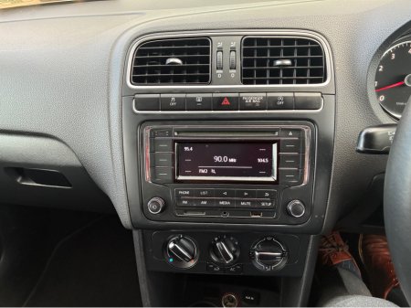 2013 Volkswagen Polo - thumbnail 16