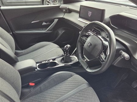 2024 Peugeot 2008 - thumbnail 9