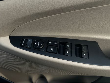 2016 Hyundai Tucson - thumbnail 18