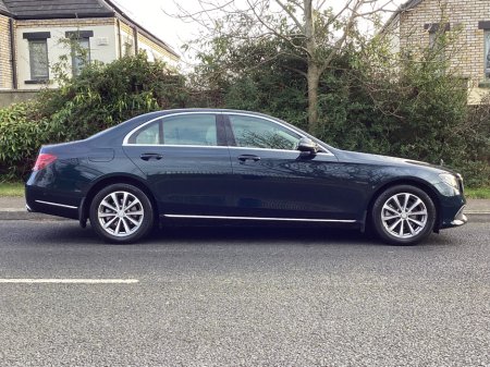 2017 Mercedes-Benz E Class E 220 d 220D Exclusive 4DR Auto €23,750 thumbnail