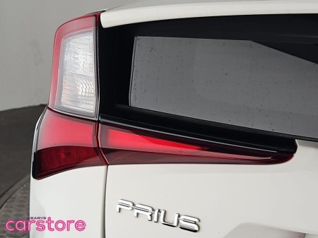 2021 Toyota Prius - thumbnail 16