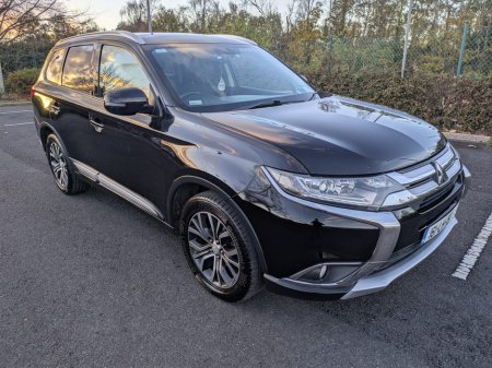 2016 Mitsubishi Outlander  €10,999
