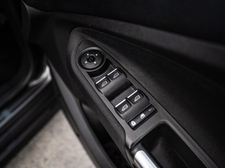 2016 Ford Grand C-Max - thumbnail 26