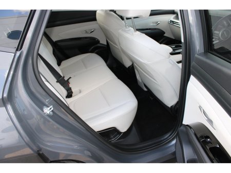 2025 Hyundai Tucson Tucson FL 2WD Executive PHEV Auto €44,950 thumbnail