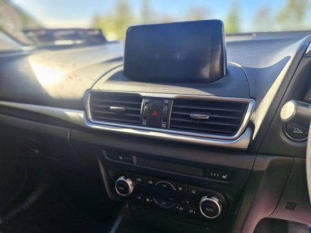 2018 Mazda Mazda3 - thumbnail 23