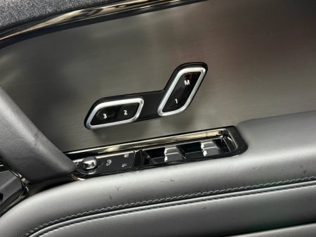 2026 Land Rover Range Rover Sport 261 (2026) RANGE ROVER SPORT EDITION €137,990 thumbnail